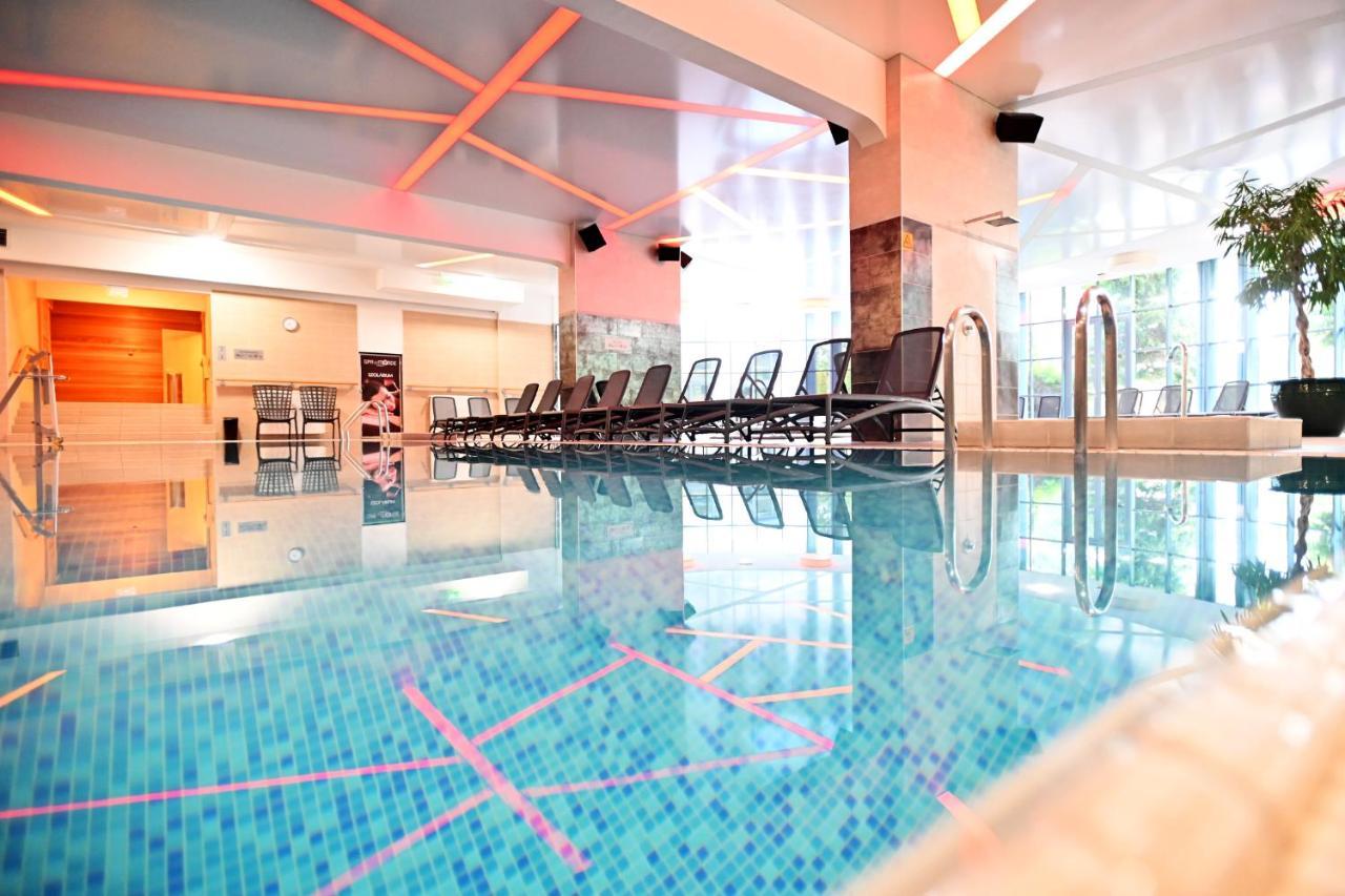 Hotel Eger & Park Bagian luar foto