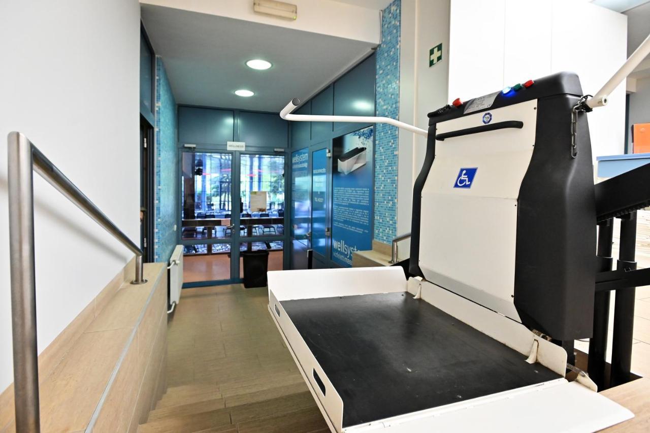 Hotel Eger & Park Bagian luar foto