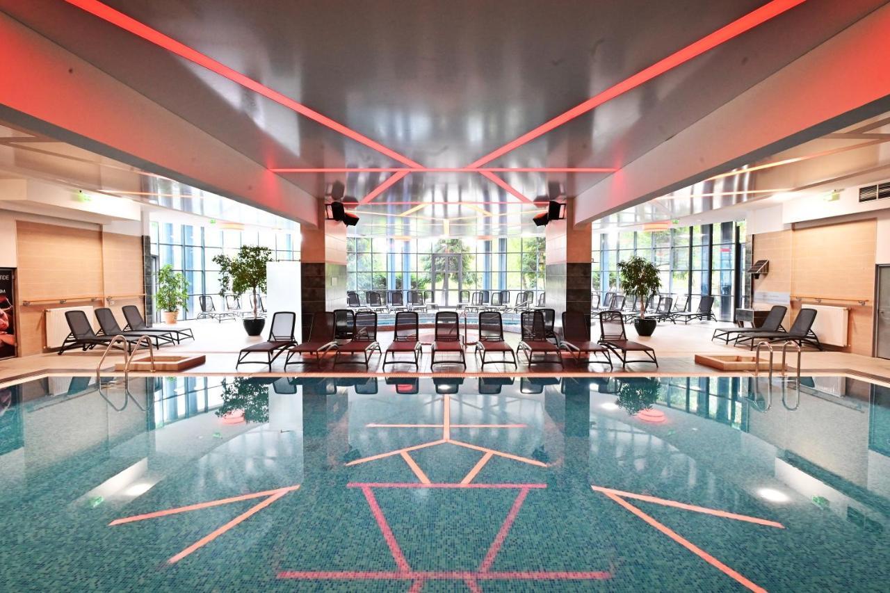 Hotel Eger & Park Bagian luar foto
